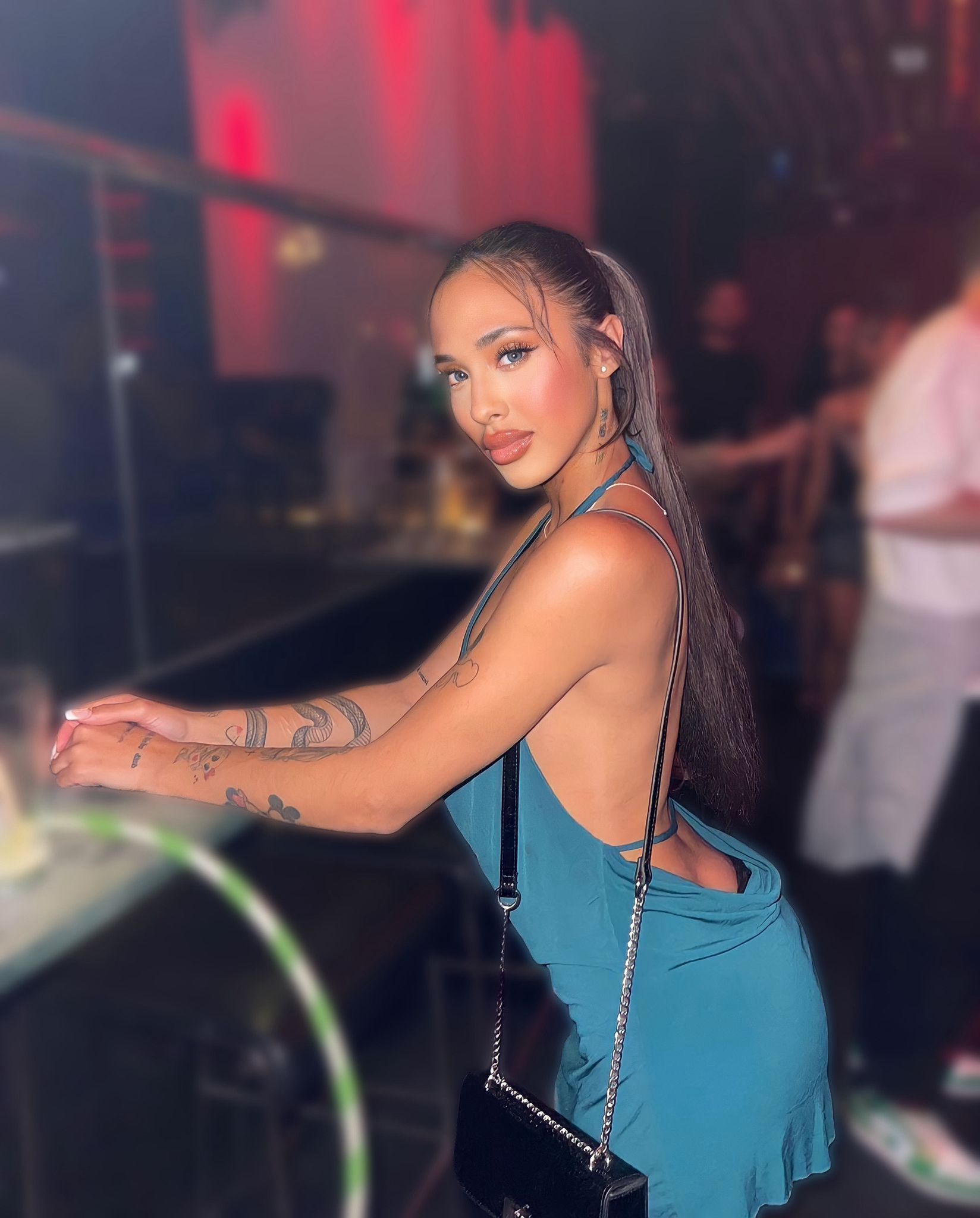 Escort - EVELYN - Ibiza Tops